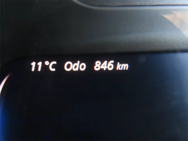 三菱 キャンター 2RG-FBAV0(2WD)の写真15