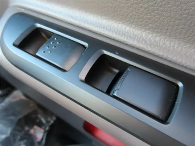 三菱 キャンター 2RG-FBAV0(2WD)の写真22