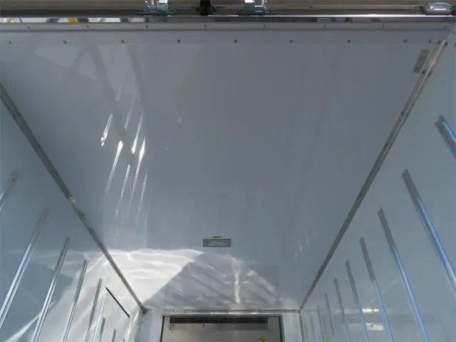 三菱 キャンター 2RG-FBAV0(2WD)の写真31