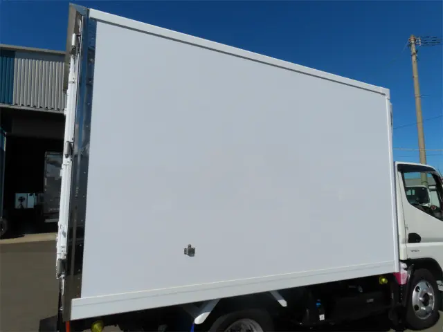 三菱 キャンター 2RG-FBAV0(2WD)の写真36
