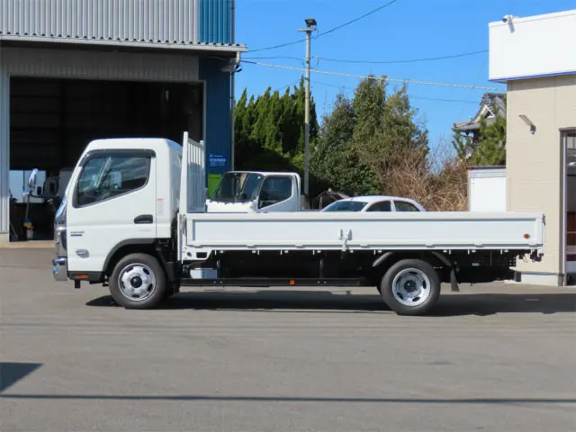 三菱 キャンター 2RG-FEB50(2WD)の写真4