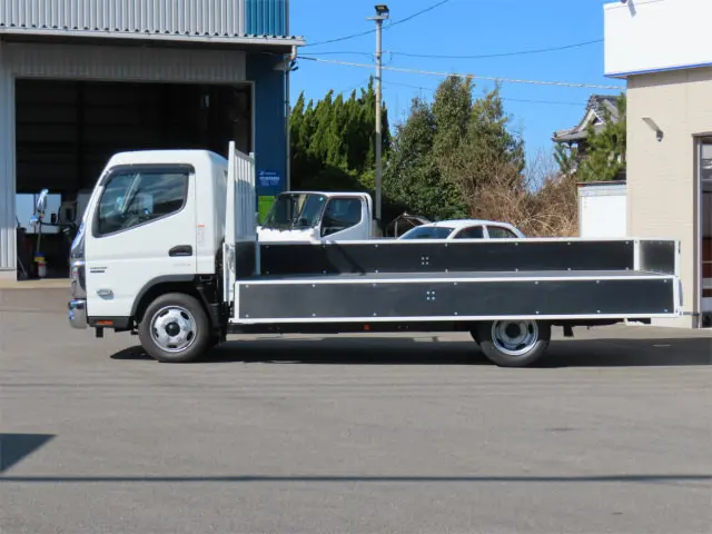 三菱 キャンター 2RG-FEB50(2WD)の写真9