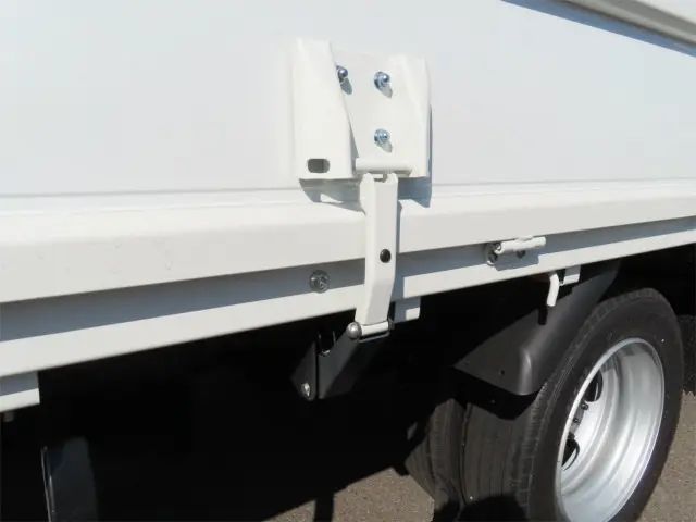 三菱 キャンター 2RG-FEB50(2WD)の写真39