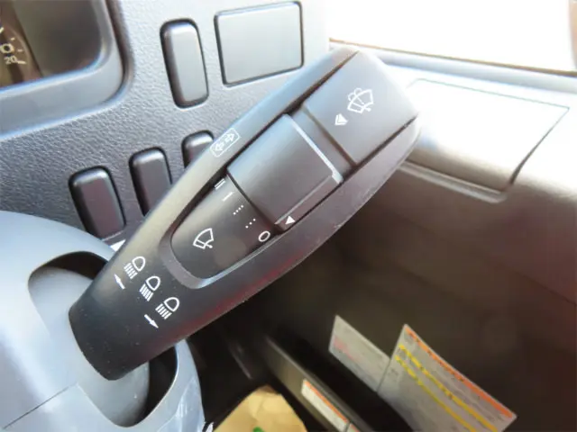 三菱 ファイター 2KG-FK65F(2WD)の写真17