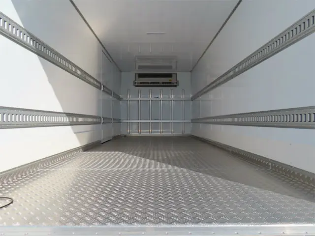 三菱 ファイター 2KG-FK65F(2WD)の写真23