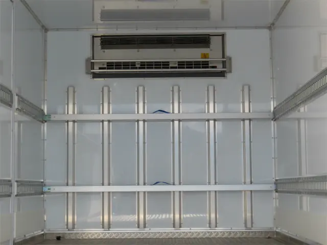 三菱 ファイター 2KG-FK65F(2WD)の写真24