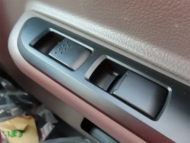 三菱 キャンター 2RG-FBA20(2WD)の写真19