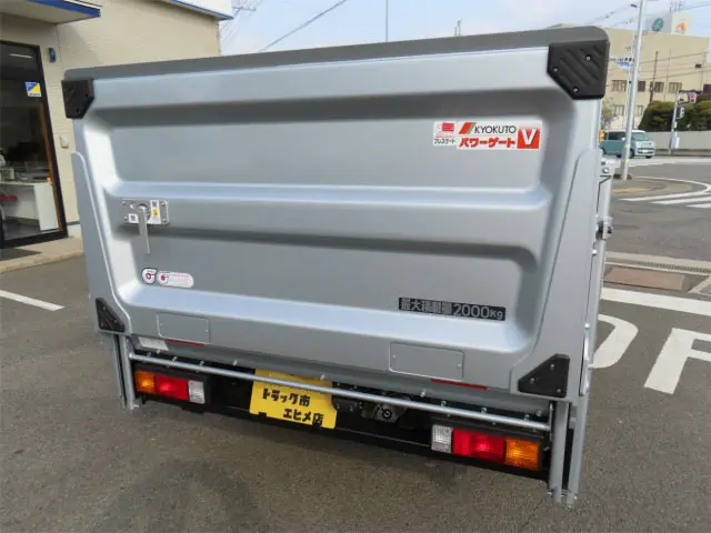 三菱 キャンター 2RG-FBA20(2WD)の写真36