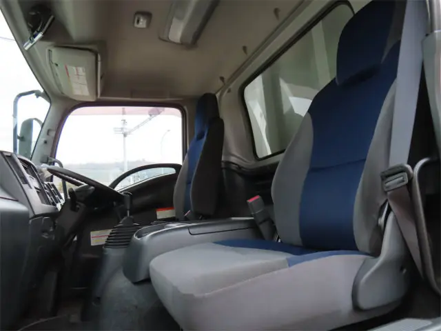 いすゞ フォワード 2RG-FSR90S2(2WD)の写真9