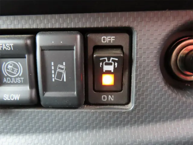 いすゞ フォワード 2RG-FSR90S2(2WD)の写真16