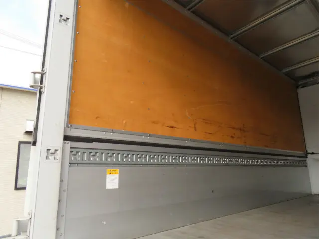 いすゞ フォワード 2RG-FSR90S2(2WD)の写真24