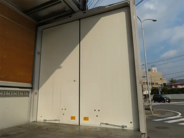 いすゞ フォワード 2RG-FSR90S2(2WD)の写真31