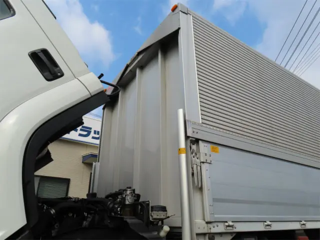 いすゞ フォワード 2RG-FSR90S2(2WD)の写真33