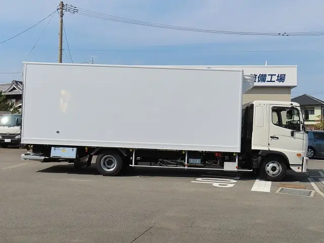 日野 レンジャー 2KG-FD2ABG(2WD)の写真5