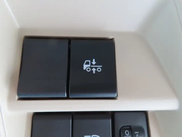 日野 レンジャー 2KG-FD2ABG(2WD)の写真15