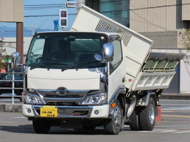 日野 デュトロ 2RG-XZU600T(2WD)の写真2
