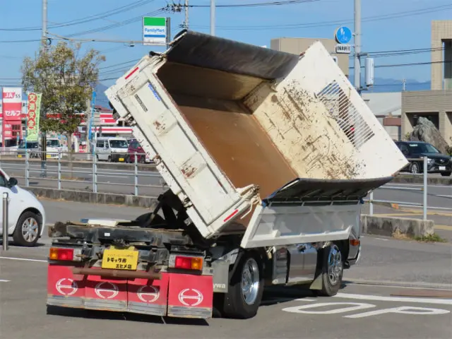 日野 デュトロ 2RG-XZU600T(2WD)の写真11