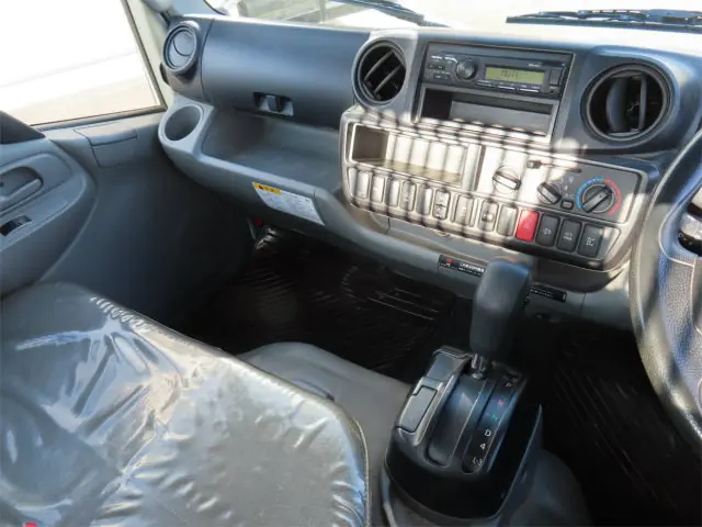 日野 デュトロ 2RG-XZU600T(2WD)の写真16