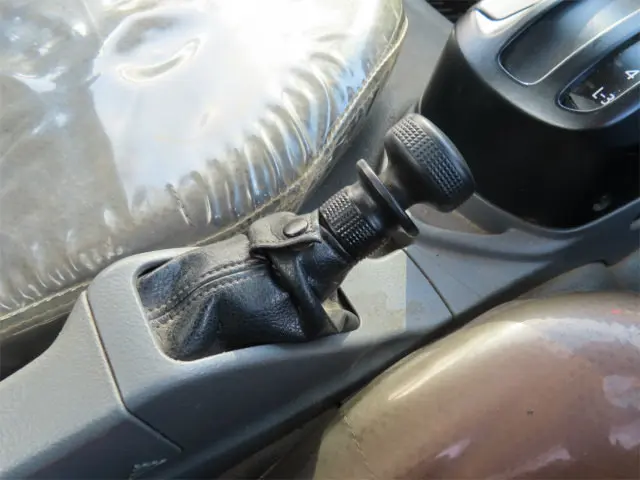 日野 デュトロ 2RG-XZU600T(2WD)の写真25