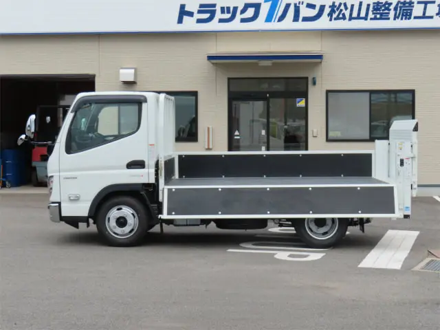 三菱 キャンター 2RG-FBA20(2WD)の写真7