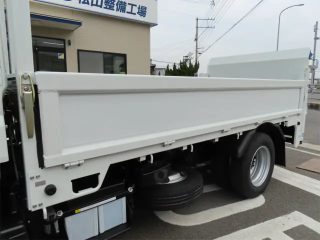 三菱 キャンター 2RG-FBA20(2WD)の写真31