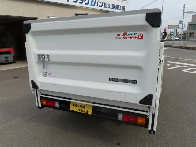 三菱 キャンター 2RG-FBA20(2WD)の写真35