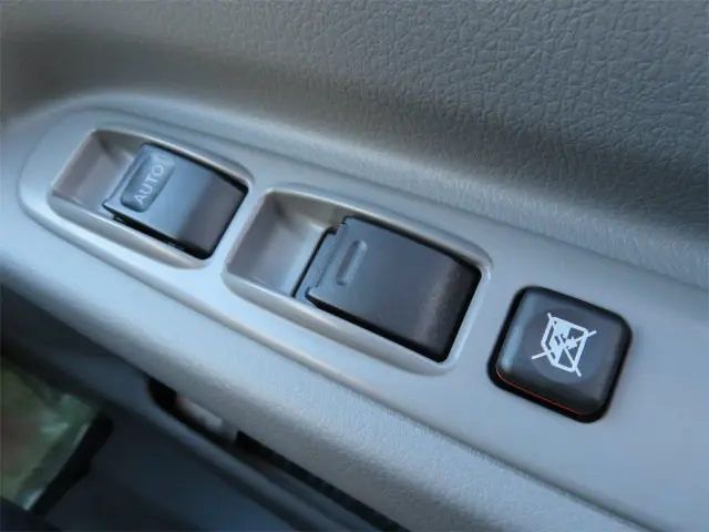 日野 デュトロ 2KG-XZU700M(2WD)の写真22