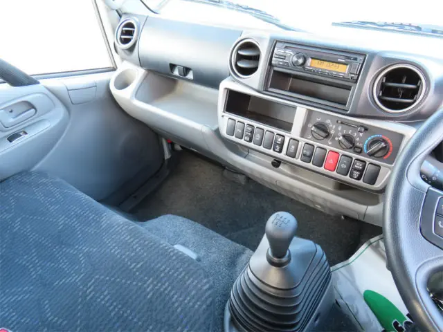 日野 デュトロ 2KG-XZU600T(2WD)の写真15