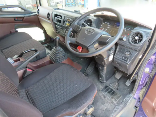 日野 レンジャー 2KG-FD2ABA(2WD)の写真14