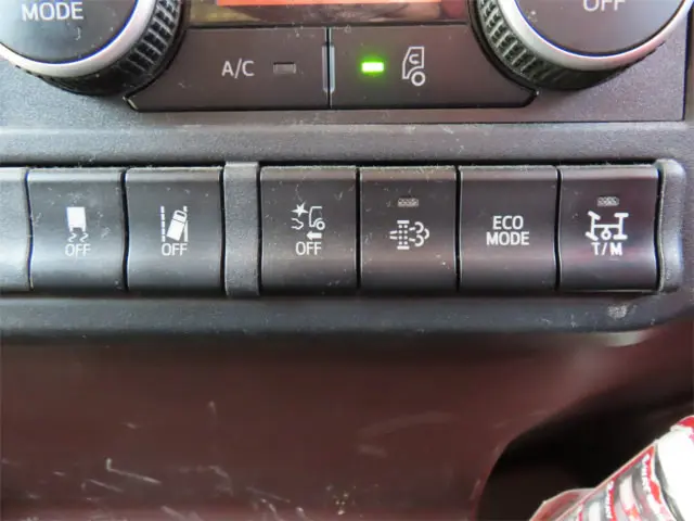 日野 レンジャー 2KG-FD2ABA(2WD)の写真21