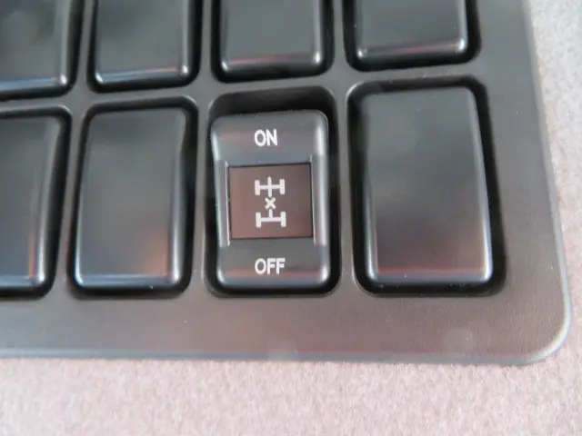 いすゞ ギガ QKG-CXZ77AT(6x4)の写真15