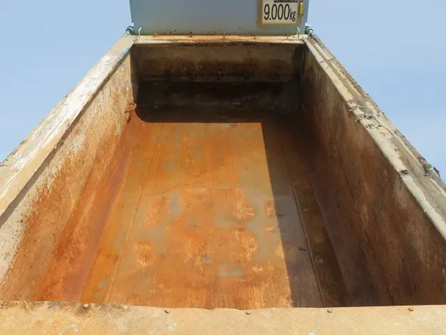 いすゞ ギガ QKG-CXZ77AT(6x4)の写真23