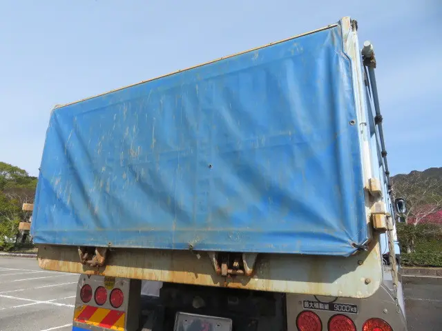 いすゞ ギガ QKG-CXZ77AT(6x4)の写真32