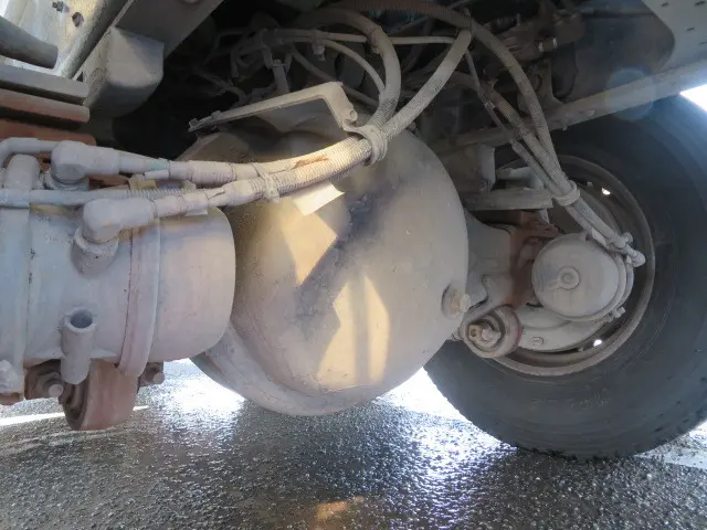 いすゞ ギガ QKG-CXZ77AT(6x4)の写真45