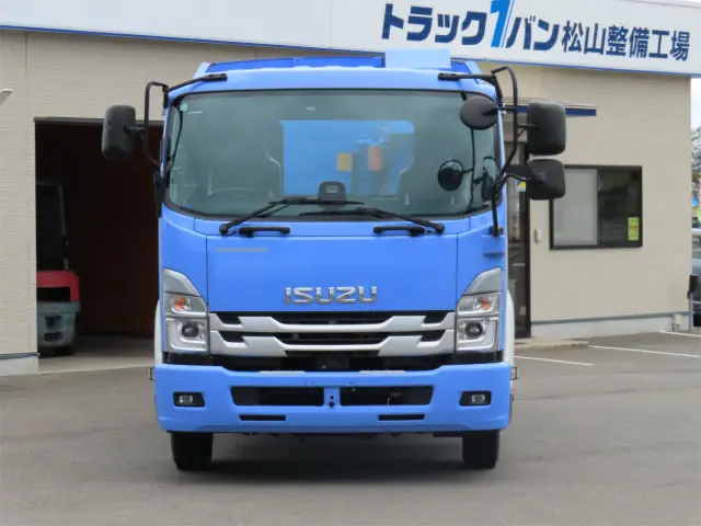いすゞ フォワード 2PG-FRR90S2(2WD)の写真6