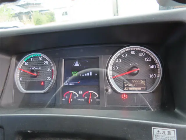 いすゞ フォワード 2PG-FRR90S2(2WD)の写真11