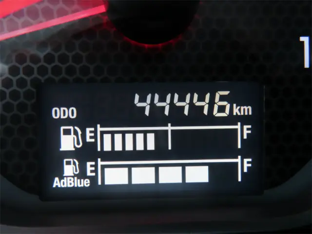 いすゞ フォワード 2PG-FRR90S2(2WD)の写真12