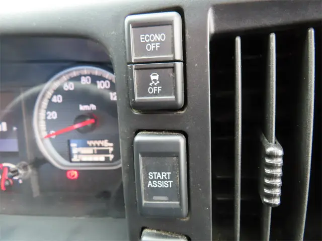 いすゞ フォワード 2PG-FRR90S2(2WD)の写真15