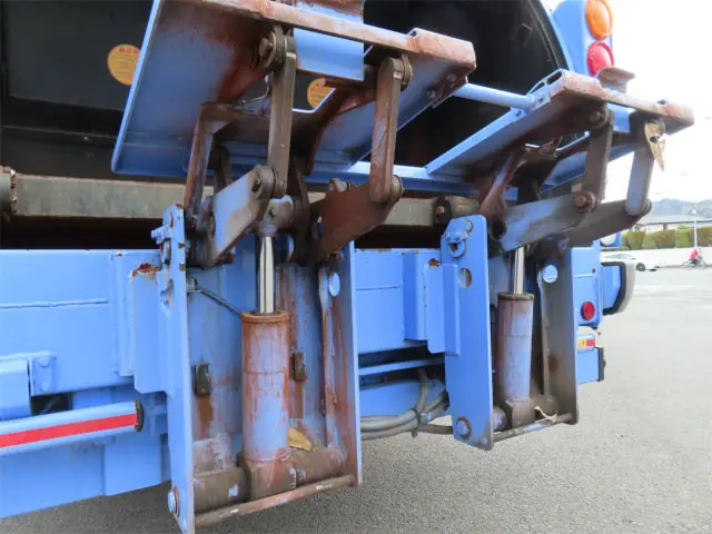 いすゞ フォワード 2PG-FRR90S2(2WD)の写真39