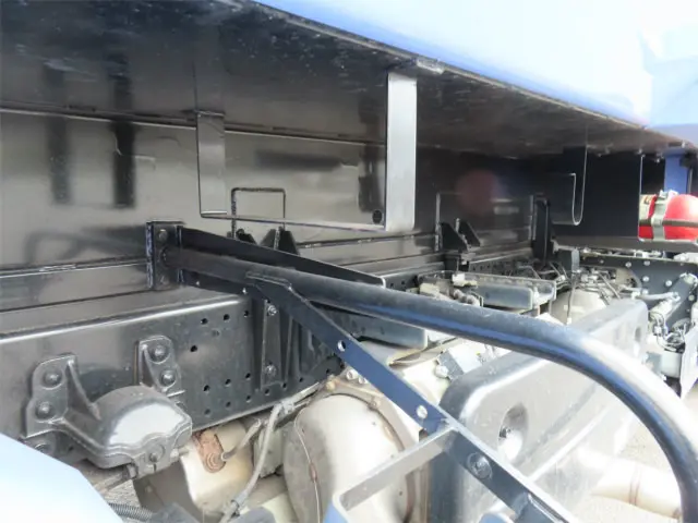 いすゞ フォワード 2PG-FRR90S2(2WD)の写真48