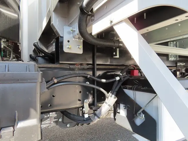 日野 デュトロ 2KG-XZU712M(2WD)の写真46