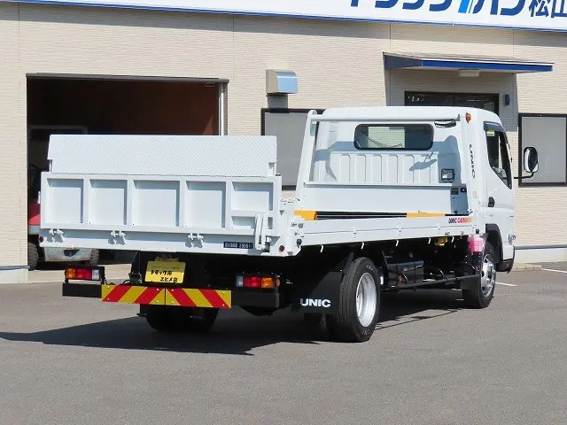 三菱 キャンター 2PG-FEB90(2WD)の写真3