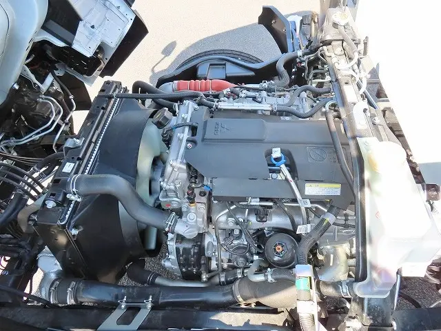 三菱 キャンター 2PG-FEB90(2WD)の写真38