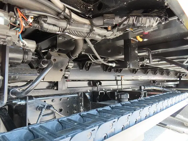 三菱 キャンター 2PG-FEB90(2WD)の写真43