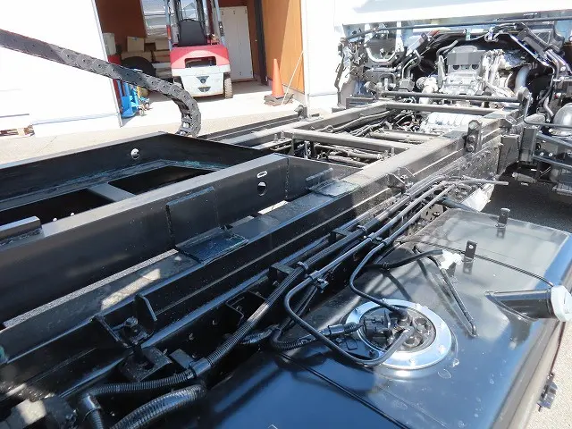 三菱 キャンター 2PG-FEB90(2WD)の写真49