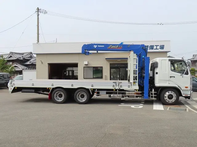 三菱 ファイター 2DG-FQ62F(6x4)の写真3