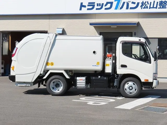 トヨタ ダイナ 2KG-XZU605A(2WD)の写真5