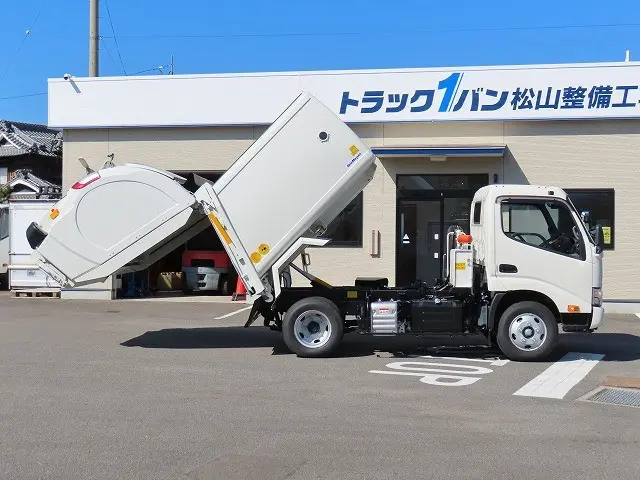 トヨタ ダイナ 2KG-XZU605A(2WD)の写真8