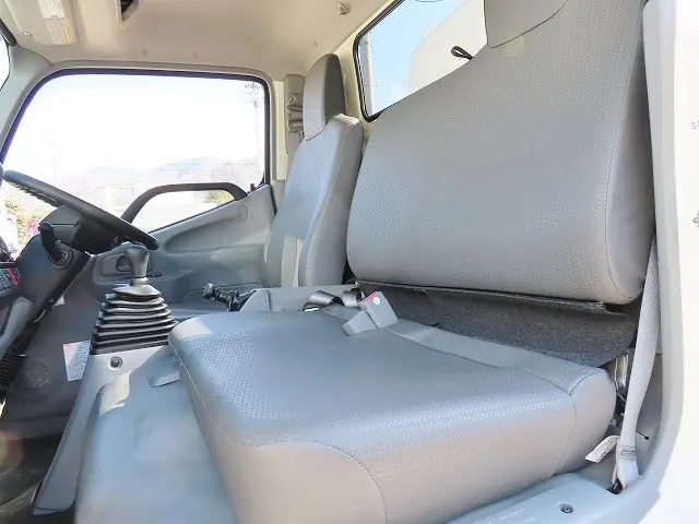 トヨタ ダイナ 2KG-XZU605A(2WD)の写真10