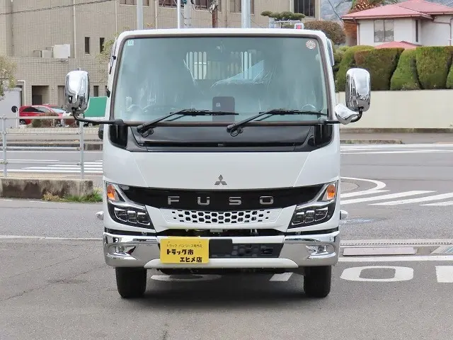 三菱 キャンター 2RG-FBA60(2WD)の写真5